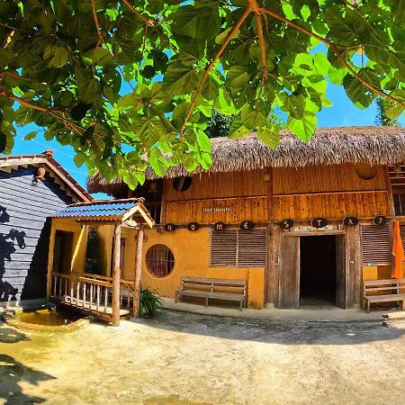 Looc Homestay Ha Giang Esterno foto